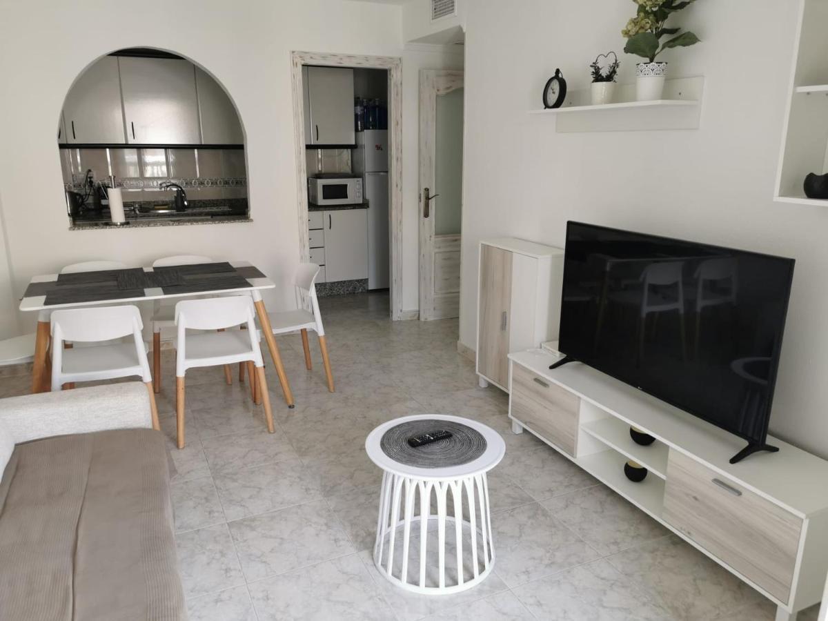 Andy Apartman, Santa Pola Luaran gambar